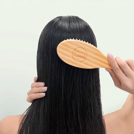 Sugarbear Gentle Detangling Bamboo Brush